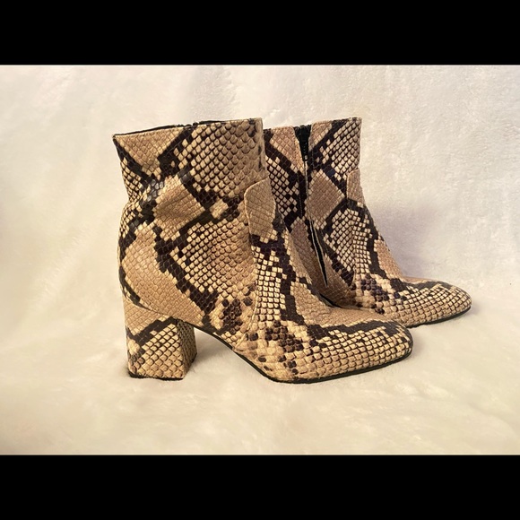 Italian leather python botties 2 inch heel - Picture 1 of 4